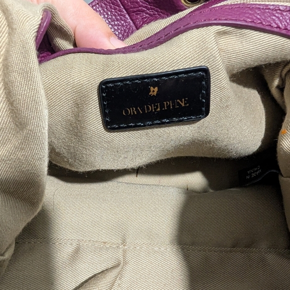 Ora Delphine Berry Pink Pebbled Leather Convertible Claire Bucket Handbag - Picture 8 of 11